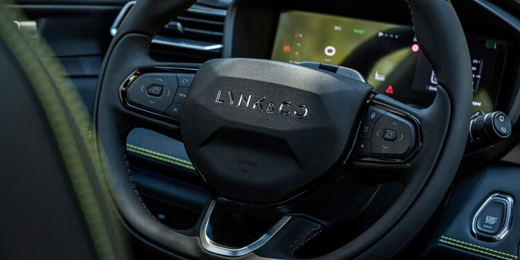 Η Volvo Cars ετοιμάζεται να αναλάβει τη Lynk & Co στην Ευρώπη
