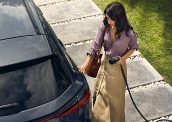 Τα ηλεκτρικά γίνονται πιο φτηνά και υπάρχει λόγος