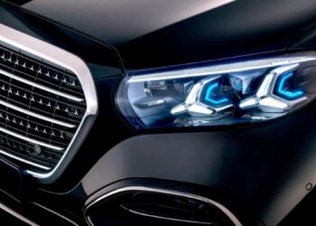 Η Mercedes-Benz S-Class κάνει τη νύχτα μέρα!