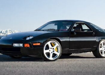 Στο σφυρί η μοναδική Porsche 928 που κατασκεύασε η Ruf