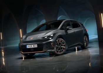 Επίσημο: Αυτό είναι το ανανεωμένο CUPRA Born