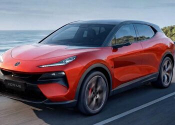 Αυτή είναι η plug-in υβριδική Lotus Eletre