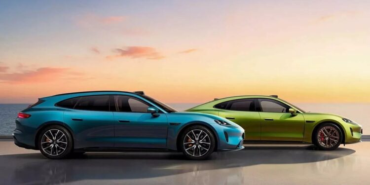 Το Huawei Z7 μοιάζει πολύ με την Porsche Taycan…