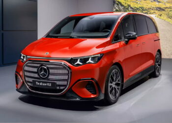 Πρώτη επαφή με τη νέα Mercedes-Benz VLE στη Γερμανία