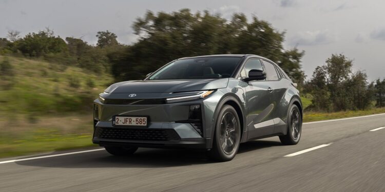 Toyota C-HR+: Ξεκινούν οι πωλήσεις στην Ελλάδα (+τιμές)