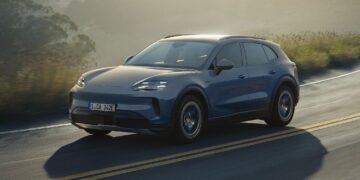 Νέα έκδοση S για την ηλεκτρική Porsche Cayenne