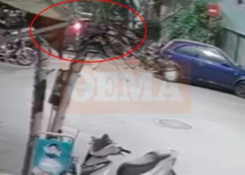 Μεθυσμένη οδηγός παίρνει σβάρνα 14 αυτοκίνητα στους Αμπελόκηπους (+video)