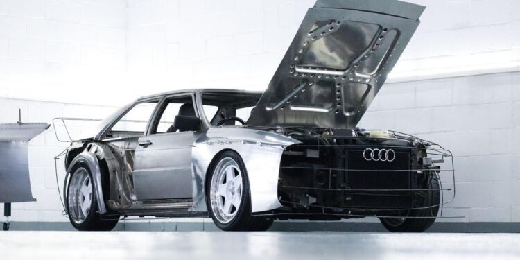 Το Audi Quattro επιστρέφει με V8 και χειροκίνητο κιβώτιο