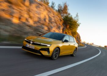 Οδηγούμε το νέο Opel Astra στην Κροατία