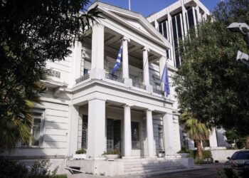ΥΠΕΞ: Χωρίς εκούσια διαρροή η έκθεση ηλεκτρονικών διευθύνσεων σε μήνυμα επαναπατρισμού