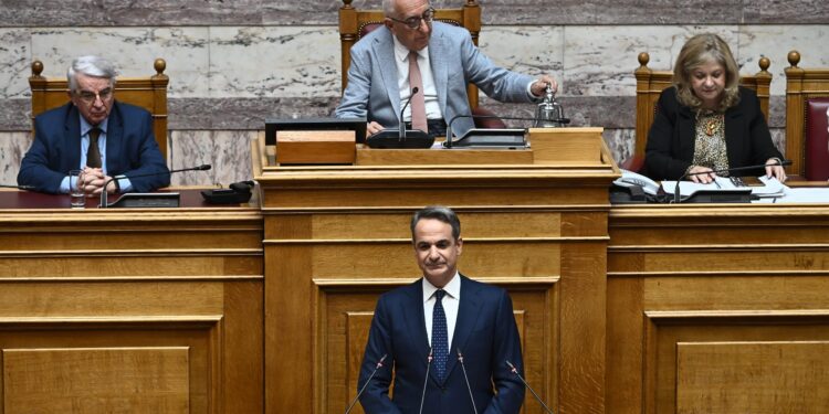 Ενημέρωση του Κ. Μητσοτάκη από το βήμα της Βουλής για τις δραματικές εξελίξεις στη Μέση Ανατολή - ertnews.gr