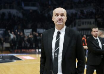Χωρίζουν οι δρόμοι του ΠΑΟΚ με τον Ζντοβτς - www.ertsports.gr