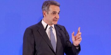 Live η εκδήλωση για τη δωρεά ενίσχυσης γιατρών σε μικρά νησιά με ομιλία του Πρωθυπουργού