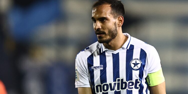 Έφτασε τα 100 παιχνίδια στην Super League ο Σταυρόπουλος - www.ertsports.gr