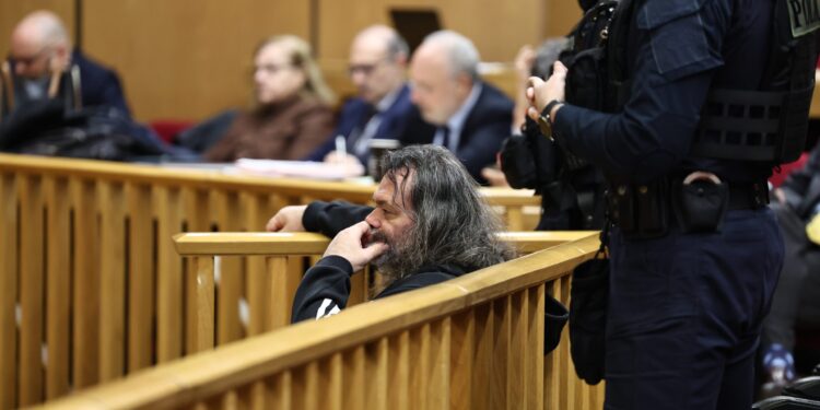 Δίκη Χρυσής Αυγής: Την απόρριψη όλων των ελαφρυντικών πρότεινε η εισαγγελέας - Επίθεση Λαγού στους δικαστές - ertnews.gr