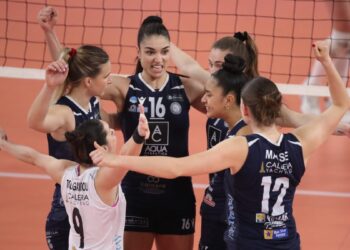 Ιστορική πρόκριση του ΑΟ Θήρας στον τελικό του Κυπέλλου Ελλάδας - www.ertsports.gr