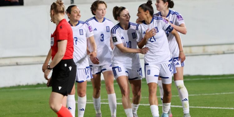 Κυριαρχική νίκη για την Εθνική Γυναικών - www.ertsports.gr