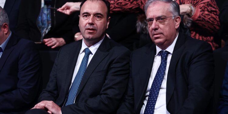 Παπαστεργίου - Θεοδωρικάκος: Η Ελλάδα διεκδικεί ρόλο περιφερειακού κόμβου Data Centers στη Νοτιοανατολική Ευρώπη - ertnews.gr