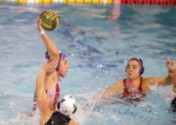 Άνετο πέρασμα του Ολυμπιακού από το Ποσειδώνιο - www.ertsports.gr