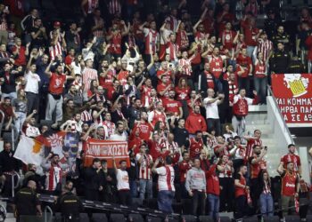 Η παρακάμερα του Ολυμπιακού από τη Βαλένθια (vid) - www.ertsports.gr