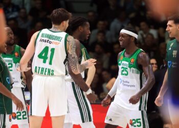 Στην κορυφή του TOP 10 ο Ναν με το κάρφωμα στον Άντερσον (vid) - www.ertsports.gr