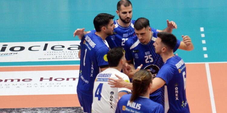 Aνατροπή ελπίδας του Φοίνικα Σύρου σε βάρος του Φλοίσβου - www.ertsports.gr