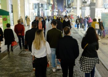 Από την 1η Απριλίου η αύξηση του κατώτατου μισθού - Στις 24 Μαρτίου η σχετική εισήγηση της Κεραμέως στο υπουργικό