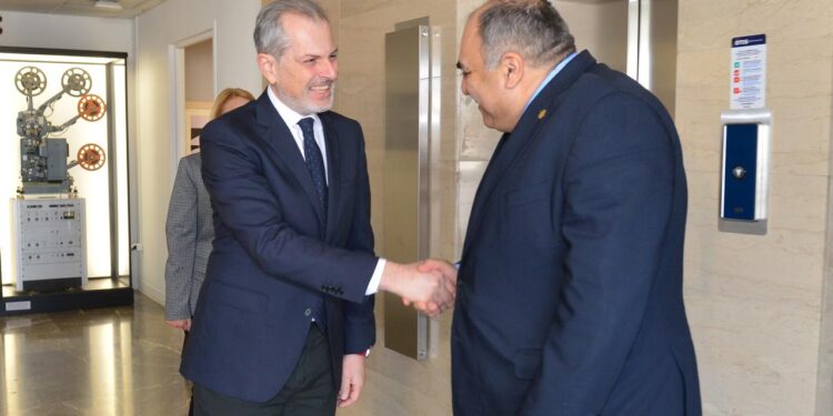 Επίσκεψη του Πρέσβη της Κύπρου Σταύρου Αυγουστίδη στο Ραδιομέγαρο της ΕΡΤ – «Αιώνια ευγνωμοσύνη στην Ελλάδα»