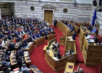 Πολιτική αντιπαράθεση με φόντο τη δίκη για τα Τέμπη - ertnews.gr