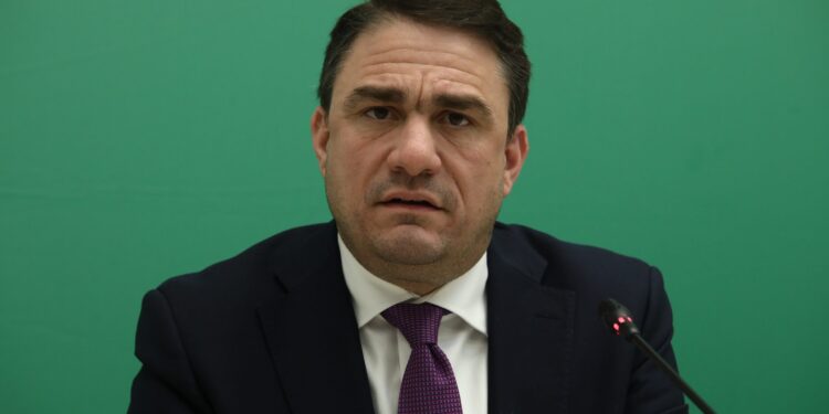 Τσουκαλάς για Γεωργιάδη: Είναι πατριωτισμός να λέει ότι δεν τον πειράζει αν τον παρακολουθούσαν κάποιοι που πιθανώς έκαναν κατασκοπεία;