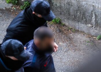 Δολοφονία Κλεομένη: Στον ανακριτή σήμερα ο δράστης και ο 19χρονος φίλος του θύματος - «Φύλλο και φτερό» κάνουν οι Αρχές κινητά και κεραίες, τι άλλο ερευνούν - ertnews.gr