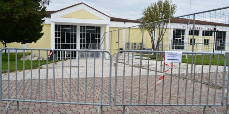 Λάρισα: Ξεκινά σήμερα η δίκη για την τραγωδία στα Τέμπη με 36 κατηγορούμενους