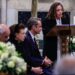 Κηδεία Μαρινέλλας: Οι συγκλονιστικοί επικήδειοι Αλεξίου και Νταλάρα – «Αυτή η φωνή από ποια κρυστάλλινη πηγή γεννήθηκε;»