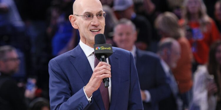 Σίλβερ: «Θέλουμε να δουλέψουμε μαζί και με τη EuroLeague και με την FIBΑ» - www.ertsports.gr