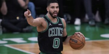 Η μεγάλη στιγμή για τους Σέλτικς έφτασε: Ο Τέιτουμ επιστρέφει στο παρκέ - www.ertsports.gr