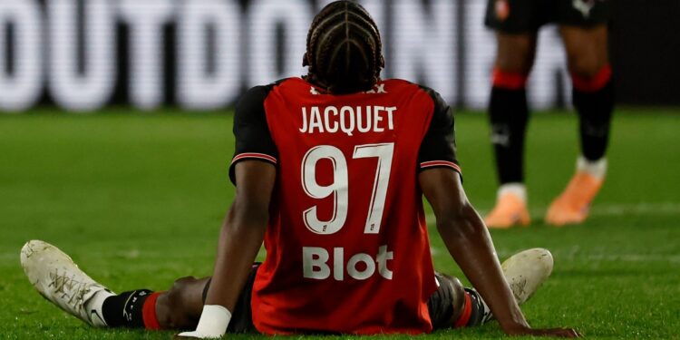 Ο Ζακέ χάνει την υπόλοιπη σεζόν κι ετοιμάζει βαλίτσες για... Λίβερπουλ - www.ertsports.gr