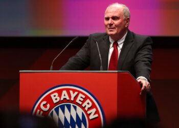 Χένες: «Κάποιοι μάνατζερ θα πρέπει να μπαίνουν σε μαύρη λίστα» - www.ertsports.gr