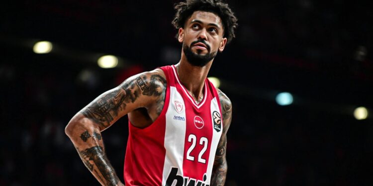 Ντόρσεϊ: «Ας ελπίσουμε να γυρίσουμε πίσω όλοι μαζί την Τρίτη το βράδυ με μια μεγάλη εκτός έδρας νίκη» - www.ertsports.gr