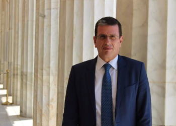 Δ. Καιρίδης στο ΕΡΤnews Radio 105,8: Έχουμε  να διαχειριστούμε μια αποτυχία του σχεδιασμού Τραμπ – Ξέραμε ότι τα Στενά του Ορμούζ είναι το το υπερόπλο του Ιράν