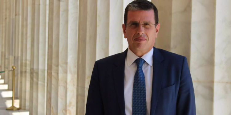 Δ. Καιρίδης στο ΕΡΤnews Radio 105,8: Έχουμε  να διαχειριστούμε μια αποτυχία του σχεδιασμού Τραμπ – Ξέραμε ότι τα Στενά του Ορμούζ είναι το το υπερόπλο του Ιράν