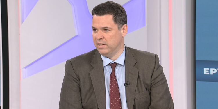 Θ. Κοντογεώργης στο ΕΡΤnews Radio 105,8: Αδιόρατες οι οικονομικές συνέπειες του πολέμου – Υπάρχει προετοιμασία για τη θωράκιση της οικονομίας