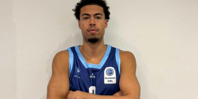 Στη Μύκονο ο Μοχάβι Κινγκ - www.ertsports.gr