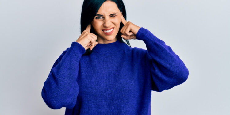 Όταν συγκεκριμένοι ήχοι γίνονται εκνευριστικοί: Τι είναι η μισοφωνία και πώς μπορείτε να τη διαχειριστείτε