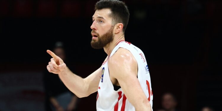 Κορυφαίος της 20ης αγωνιστικής ο Πίτερς - www.ertsports.gr