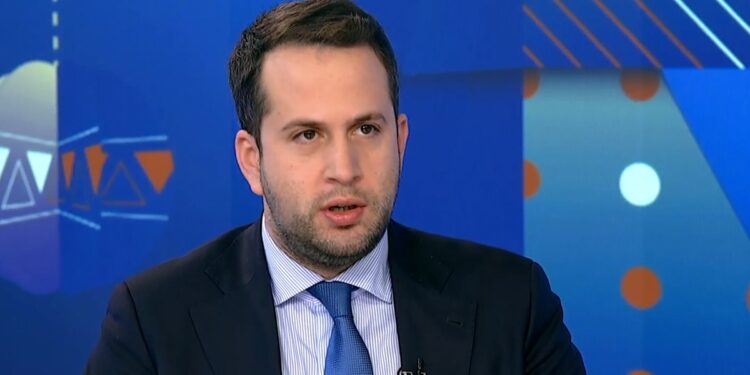 Ό. Τσάπαλος στο ΕΡΤnews Radio 105,8: Αν υπάρξει ανάγκη, θα παρέμβουμε με επιπλέον μέτρα στήριξης δημοσιονομικού χαρακτήρα