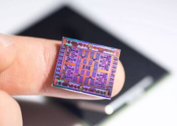 helium &eta;&mu;&iota;&alpha;&gamma;&omega;&gamma;&omicron;ί &Alpha;&sigma;ί&alpha; &pi;ό&lambda;&epsilon;&mu;&omicron;&sigmaf;