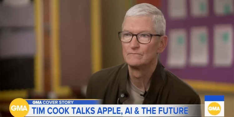 Tim Cook: Παραμένει CEO της Apple και βάζει τέλος στις φήμες αποχώρησης