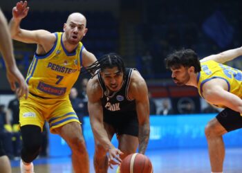 Ο ΠΑΟΚ στους "4", παρά την προσπάθεια ανατροπής του Περιστερίου - www.ertsports.gr