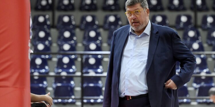 Ευχαριστήρια ανακοίνωση για τον Φάνη Χριστοδούλου (pic) - www.ertsports.gr