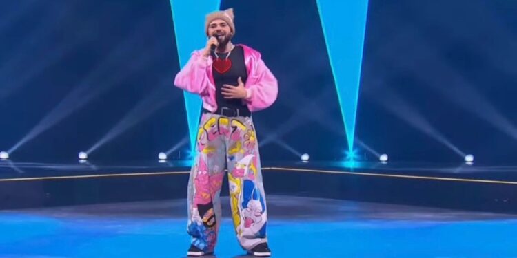 Eurovision 2026: Ο Akylas ξεσήκωσε το τηλεοπτικό κοινό της Σερβίας ερμηνεύοντας το «Ferto» στον Εθνικό Τελικό της χώρας